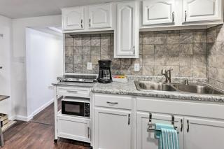 Omaha Vacation Rental about 4 Mi to Downtown - 4