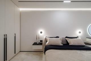 Luxury 2BR Apartment Elegant Designer Bathroom - 8