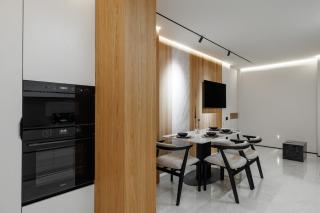 Luxury 2BR Apartment Elegant Designer Bathroom - 1