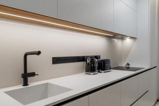 Luxury 2BR Apartment Elegant Designer Bathroom - 6