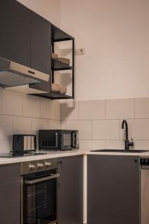 Geräumige Altbauwohnung am Hasselbachplatz - 2 Schlafzimmer - Magdeburgo - 7