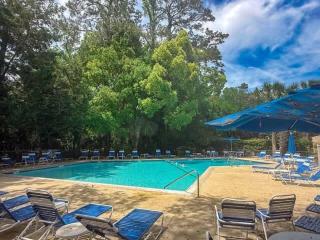 519 Plantation Club 2BR, Pool with Golf Views - 7