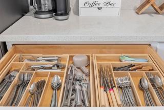 Rosé All Day Napa Retreat Fire Pit & Hot Tub - 7