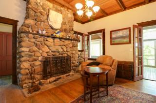 Island Cottage on Evans Lake Boat Rental Required - 5