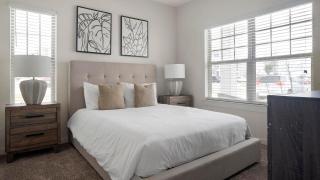 Landing Apartments - Bridge at Davenport Place - 2