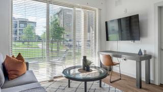 Landing Chic 2BD Pool Yoga Studio - 8