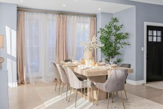 Ultimate Cambridge Mansion Spa Bath HUGE GameRoom - 5