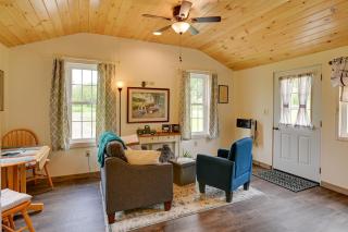 Quiet Country Escape Fire Pit, Fish On-Site! - 7