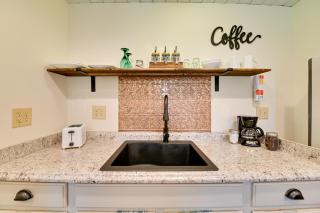 Quiet Country Escape Fire Pit, Fish On-Site! - 2