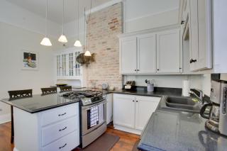 Historic Townhome - 2 Mi to French Quarter! - 2