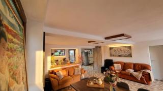 Casa de sub brazi din Fantanele - 8