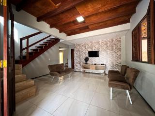 Rústica - Praia do Coqueiro - 0