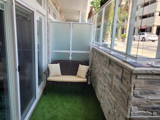 Stylish Downtown Windsor Apartment Walk to Restaurants & Entertainment - 1