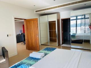 3 Bedroom Beach Front Luxurious Suite - 4