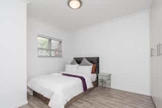 3 bedroom apartment in sandton city - 2