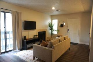 Cozy Studio Apartment - 8