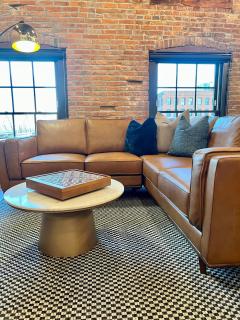 Brick & Bed, Riverfront Loft - 2 Bedroom - 3