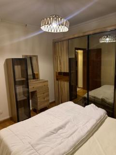 Elegant Escape Luxury Apartment In Rehab City - 1