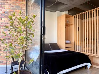 Elegante Loft Céntrico con Balcón - 6