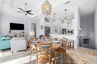 White Sand Dreamin' - 5