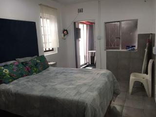 Hideout - Simple & Practical Bachelor Flat - 8