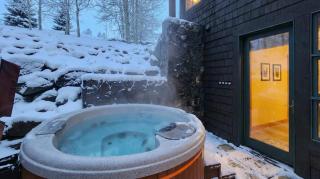 4BR Apres Ski & Golf Retreat with Hot Tub! - 6