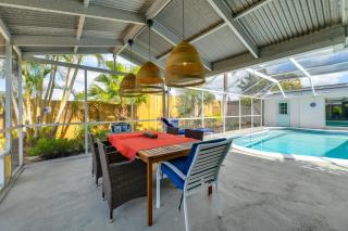 4 Mi to Siesta Key Beach! Home with Backyard Oasis - 9