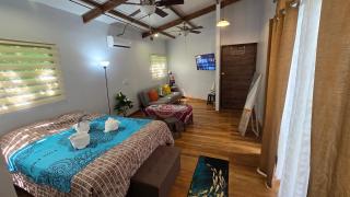 Bahia Ballena Walk to the Beach Uvita Apartments with shared kitchen - 7