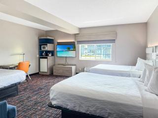 Reston Inn & Suites - 2
