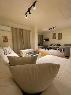 مدينة نصر عباس العقاد - 0