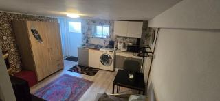 Small, cozy tiny apartment, complete - 0