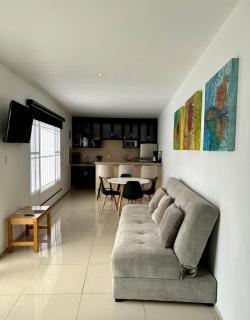 Modern and Comfortable House Excellent Location - 0