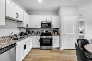 Peaceful 3BR Home Perfect for Professionals - 6