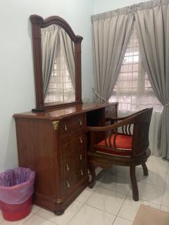 Roma Guesthouse Terrace With 3 Bedroom & Airconditioning - 3