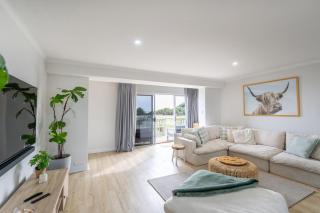 Ocean Views Coastal Retreat - Bunbury - 5