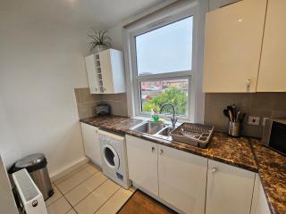 Boundary Road, 1 Bedroom & 2 Bedroom Flats - London - 4