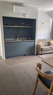 The Elmwood Motel - 5