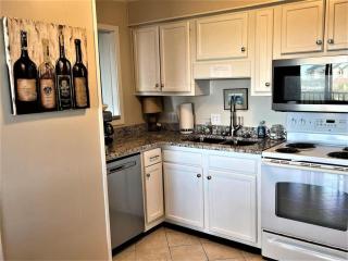 Admiral's Row 424 - Top Floor Sunrises - 8