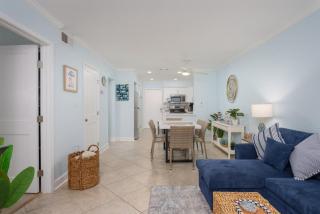 Fiddler's Cove 16-F Beach, Pools, & Hot Tub! - 7