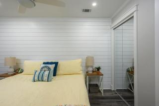 OV C125 Steps to Beach and Pool - 2