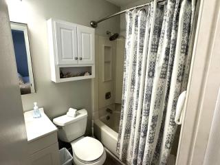 Fiddler's Cove 10-I 2 Bedroom, 1 Block from Beach - 5