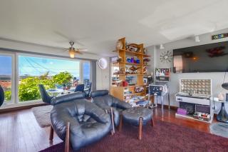 The Jetson House - 3