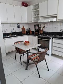 Apartment in an upscale neighborhood - 8