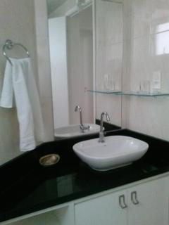 Apartment in an upscale neighborhood - 1