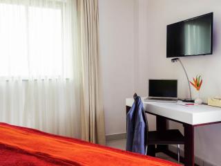 Ibis Styles Accra Airport - 2