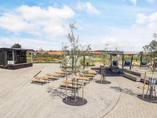 Scandinavian Home near North Sea Dike - 2