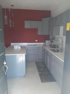 Sleek & Stylish Urban Studio - 6