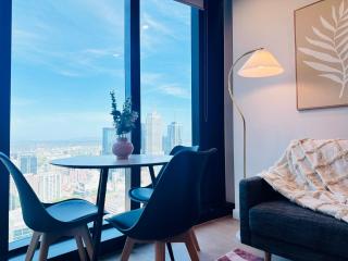 380 Melbourne - High-Rise City View Apt in CBD - 0