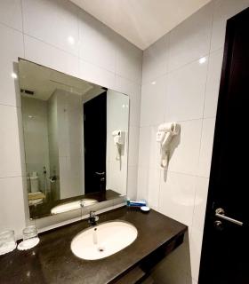 Hotel Brothers Solo - 2