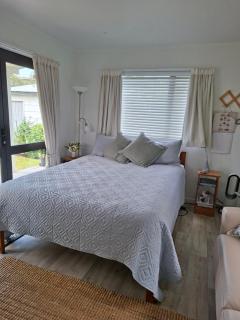 Vintage Christie - 4